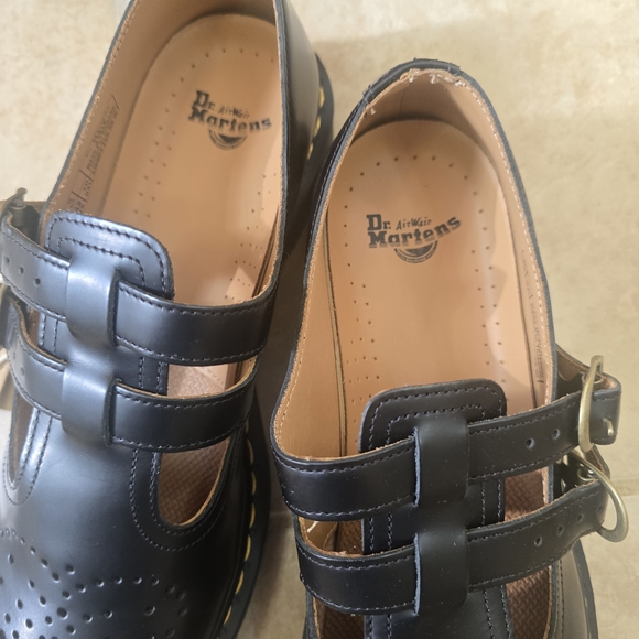 Dr. Martens Mary Jane Shoes 12916 Women Double Buckle Black Leather NWOB - Picture 5 of 6